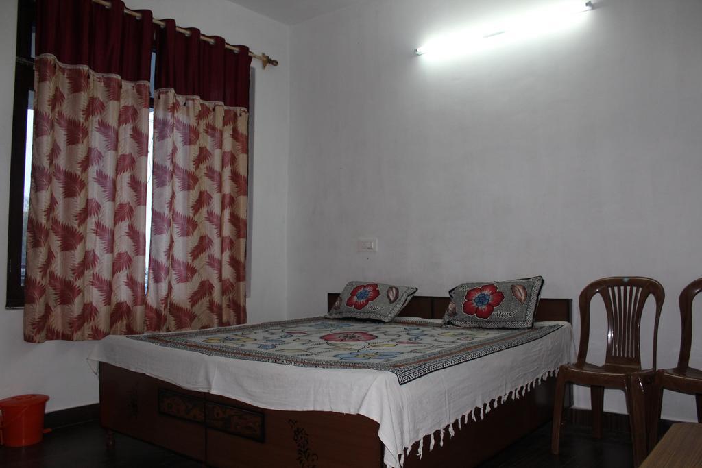 Mohinder & Mohindra Home Stay Bīr Extérieur photo
