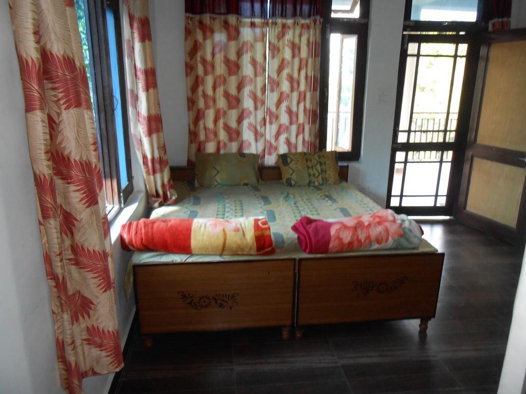 Mohinder & Mohindra Home Stay Bīr Extérieur photo